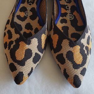 Size 8.5 Rothy's The Point Big Cat Never Worn